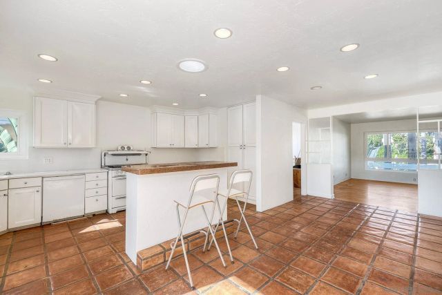 4643 Narragansett Ave, San Diego, CA 92107