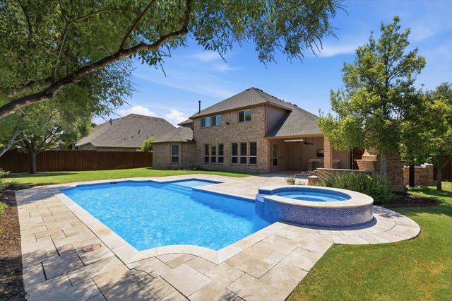 425 Waters Edge Way, Murphy, TX 75094