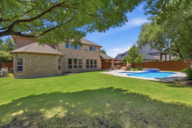 425 Waters Edge Way, Murphy, TX 75094
