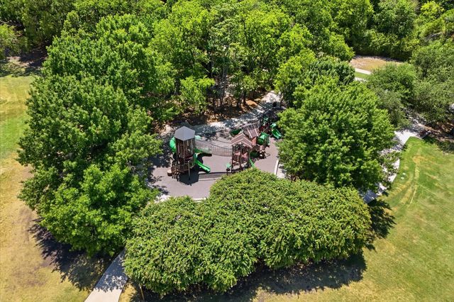 425 Waters Edge Way, Murphy, TX 75094