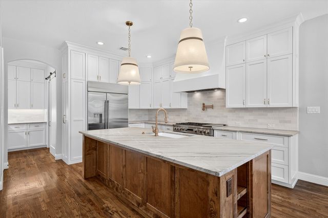 425 Waters Edge Way, Murphy, TX 75094