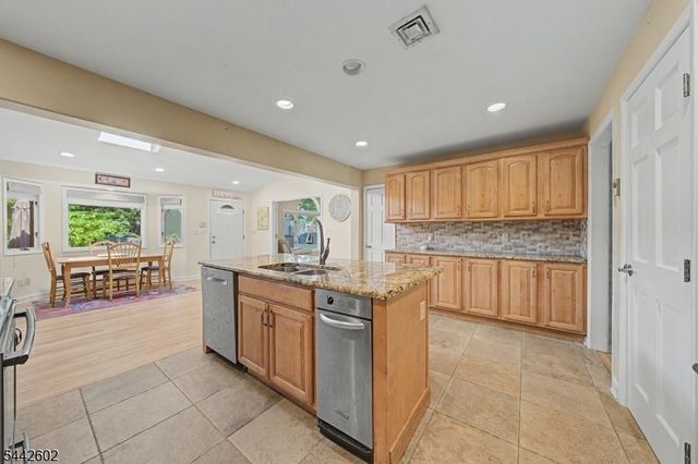 121 Pearl St, New Providence Boro, NJ 07974