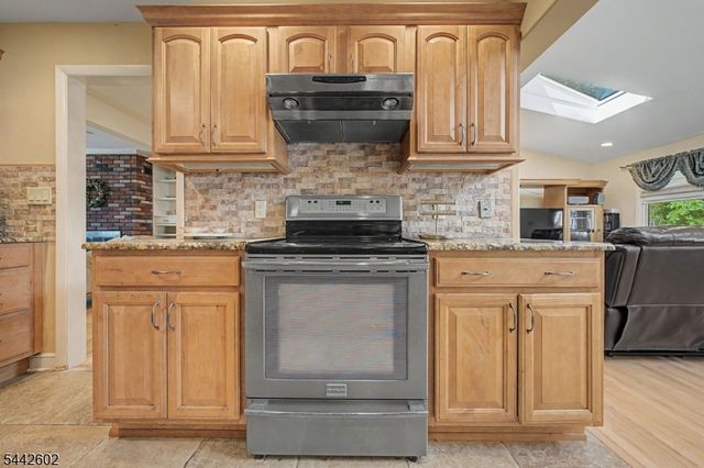 121 Pearl St, New Providence Boro, NJ 07974