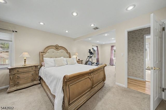 121 Pearl St, New Providence Boro, NJ 07974