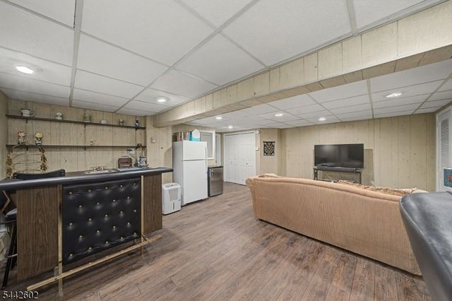 121 Pearl St, New Providence Boro, NJ 07974