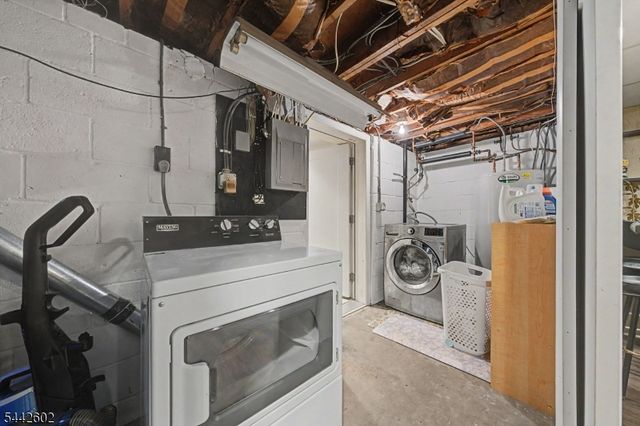 121 Pearl St, New Providence Boro, NJ 07974