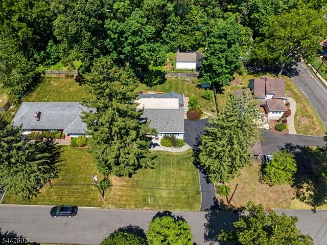 121 Pearl St, New Providence Boro, NJ 07974