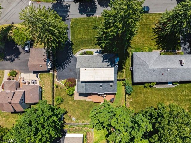 121 Pearl St, New Providence Boro, NJ 07974