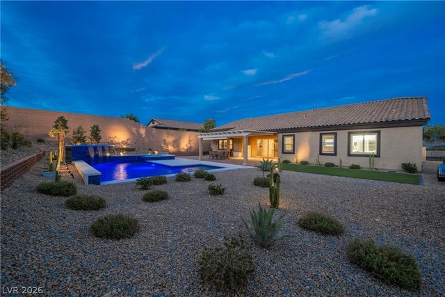 5841 Michelli Crest Way, Las Vegas, NV 89149