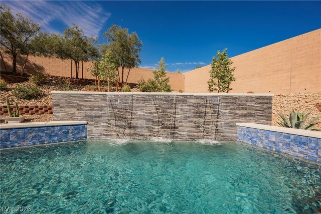 5841 Michelli Crest Way, Las Vegas, NV 89149