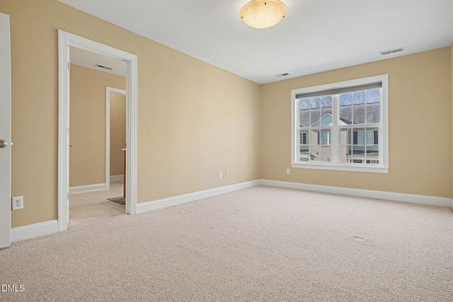 60 Hill Shore Lane, Clayton, NC 27527