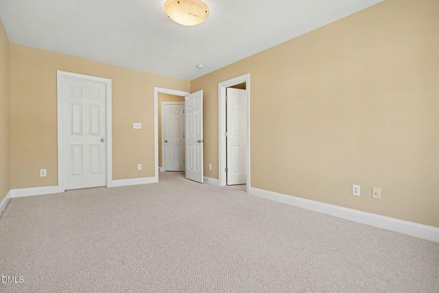 60 Hill Shore Lane, Clayton, NC 27527