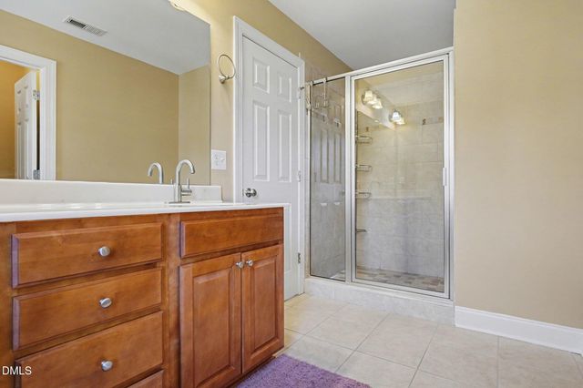 60 Hill Shore Lane, Clayton, NC 27527