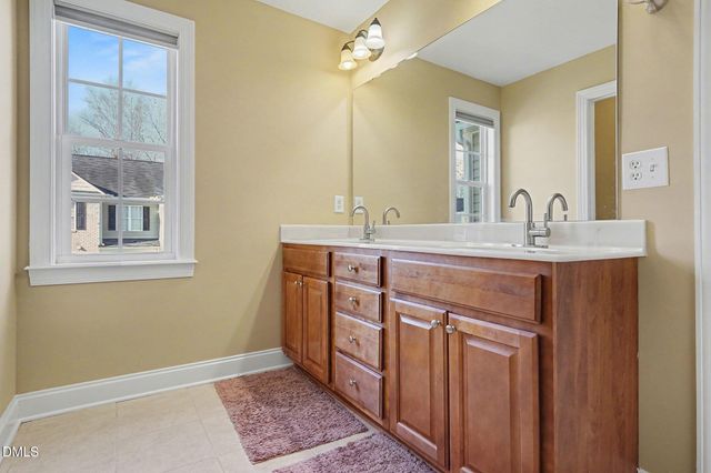 60 Hill Shore Lane, Clayton, NC 27527