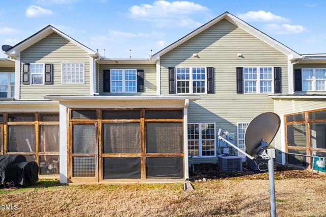 60 Hill Shore Lane, Clayton, NC 27527