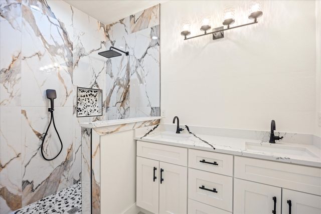 3005 Centaurus Way, Granbury, TX 76048