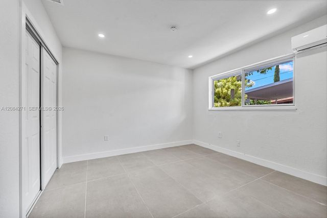 1849 NW 16th Street B, Miami, FL 33125