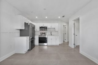 1849 NW 16th Street B, Miami, FL 33125