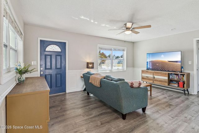 207 2nd Street, Merritt Island, FL 32953