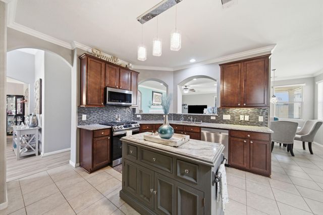 2421 Santiago Lane, League City, TX 77573