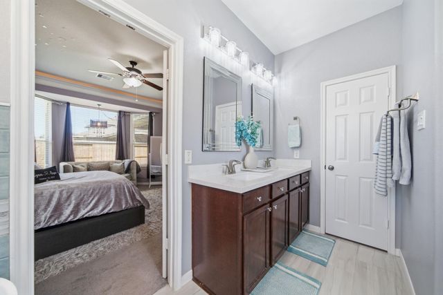 2421 Santiago Lane, League City, TX 77573
