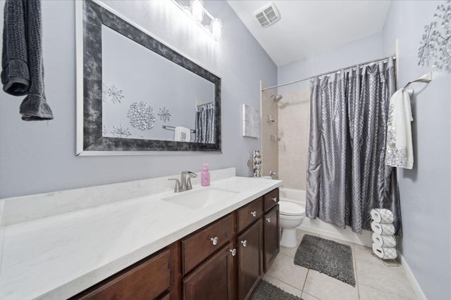 2421 Santiago Lane, League City, TX 77573