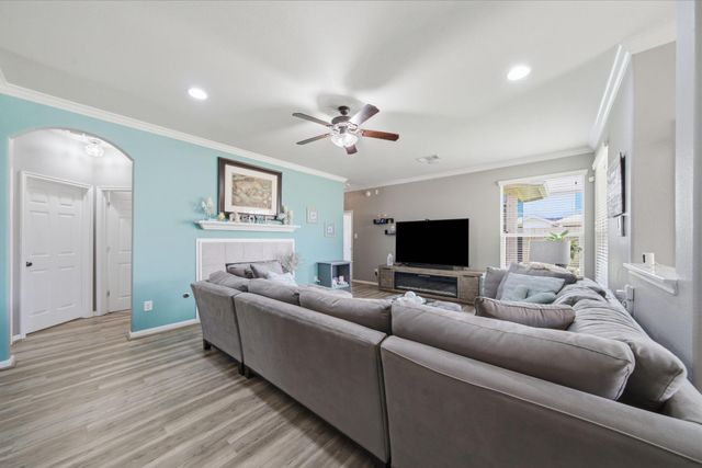 2421 Santiago Lane, League City, TX 77573