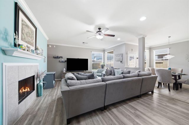 2421 Santiago Lane, League City, TX 77573