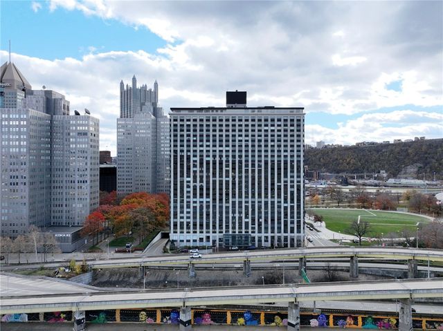 320 Fort Duquesne Blvd 14F, Downtown Pgh, PA 15222