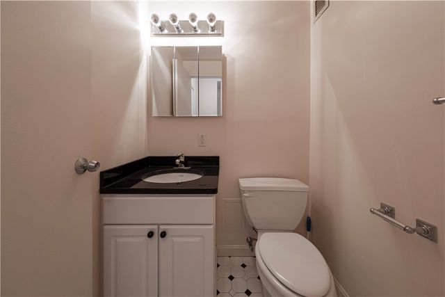 320 Fort Duquesne Blvd 14F, Downtown Pgh, PA 15222