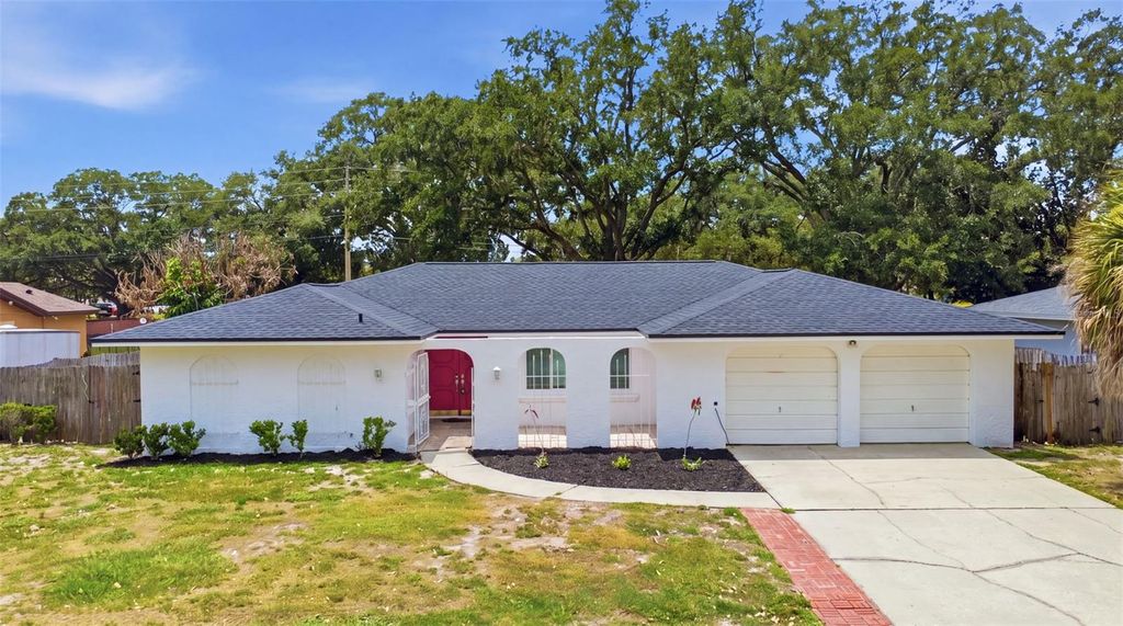 Image 1 of property listing at 6785 TAMARIND CIRCLE, Orlando, FL 32819