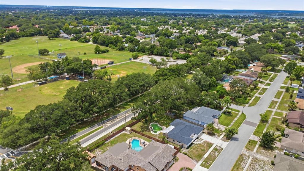 Image 11 of property listing at 6785 TAMARIND CIRCLE, Orlando, FL 32819