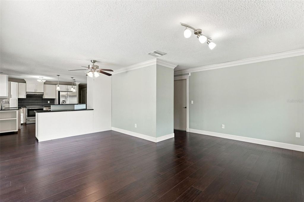 Image 19 of property listing at 6785 TAMARIND CIRCLE, Orlando, FL 32819