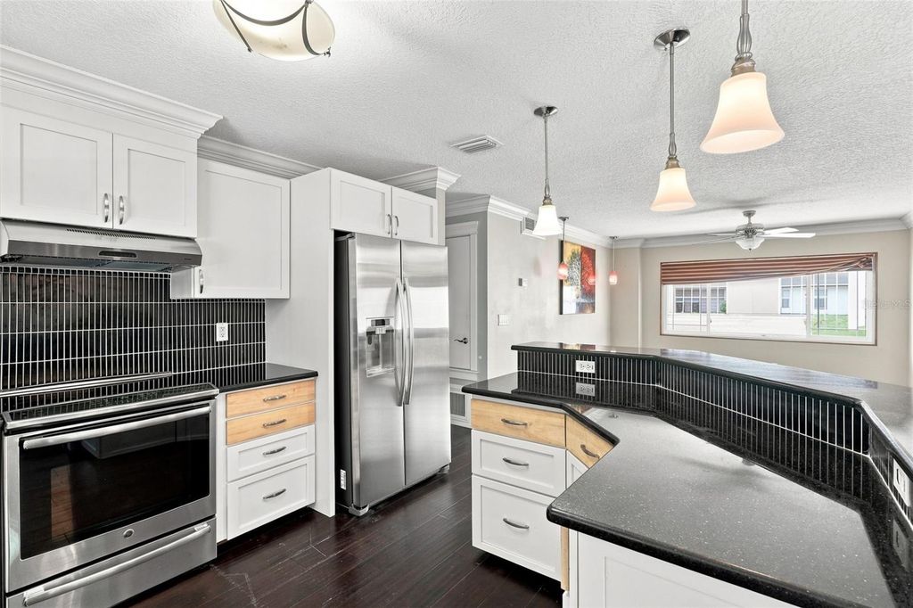 Image 24 of property listing at 6785 TAMARIND CIRCLE, Orlando, FL 32819