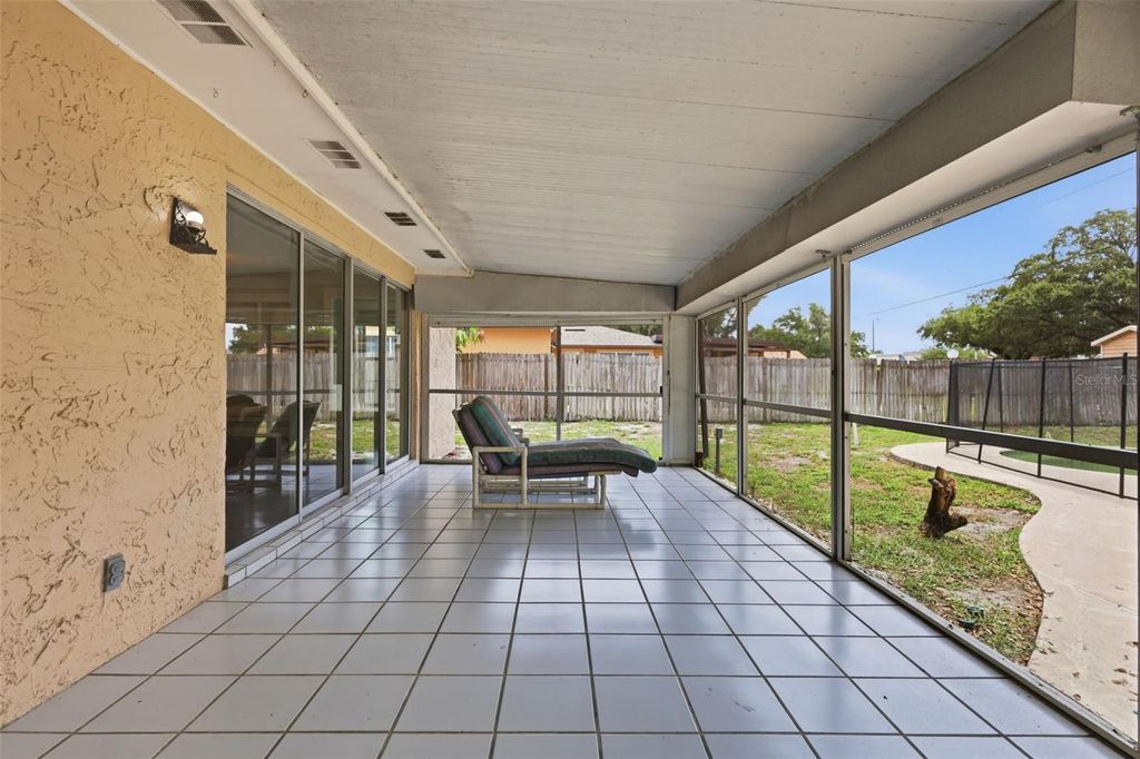Image 40 of property listing at 6785 TAMARIND CIRCLE, Orlando, FL 32819