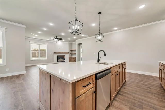 1327 Selby Road, Van Alstyne, TX 75495