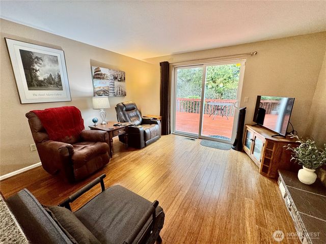 3727 N Bristol Street, Tacoma, WA 98407