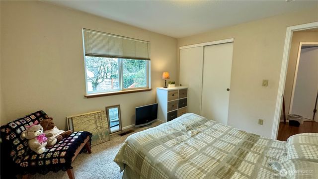 3727 N Bristol Street, Tacoma, WA 98407