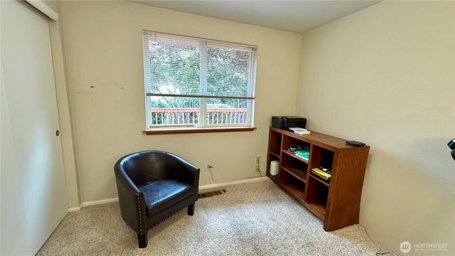 3727 N Bristol Street, Tacoma, WA 98407