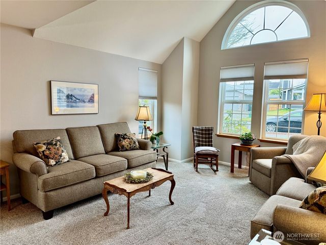 3727 N Bristol Street, Tacoma, WA 98407