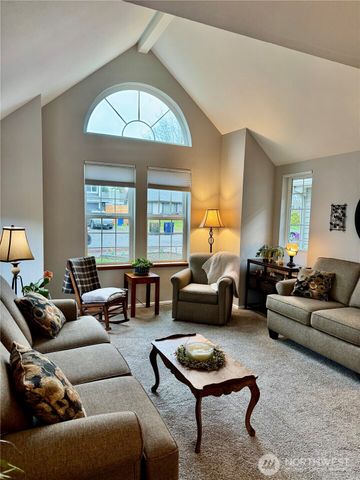 3727 N Bristol Street, Tacoma, WA 98407