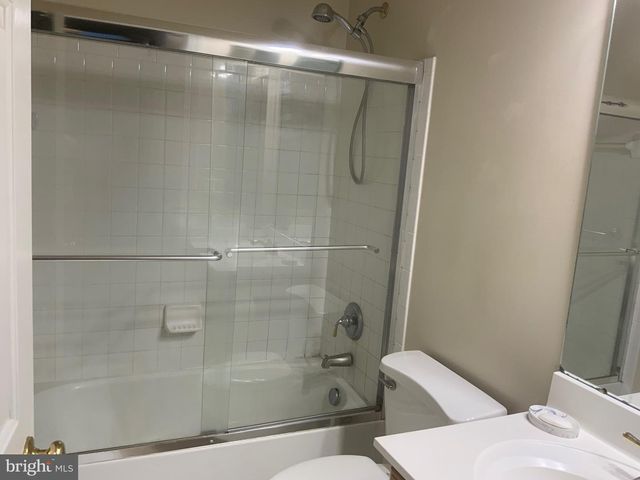 589 ODENDHAL AVE #589, Gaithersburg, MD 20877