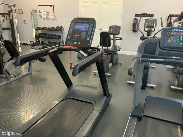 589 ODENDHAL AVE #589, Gaithersburg, MD 20877