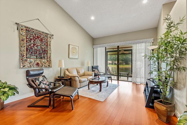 7841 Lexington Club Boulevard B, Delray Beach, FL 33446