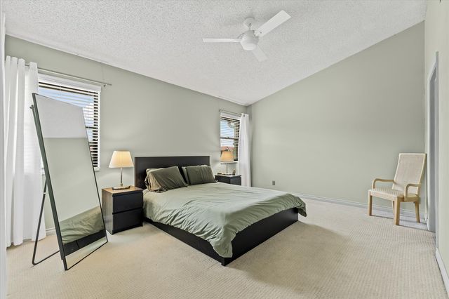 7841 Lexington Club Boulevard B, Delray Beach, FL 33446