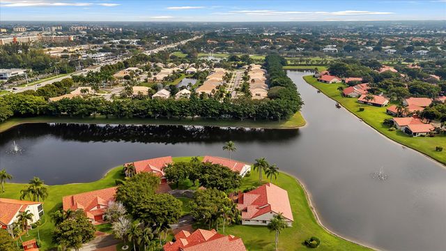 7841 Lexington Club Boulevard B, Delray Beach, FL 33446