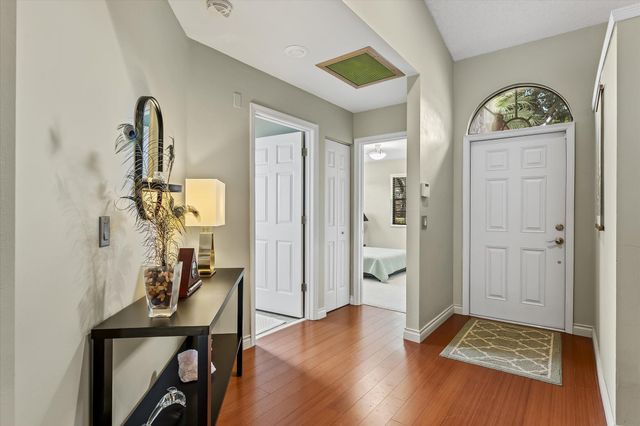 7841 Lexington Club Boulevard B, Delray Beach, FL 33446