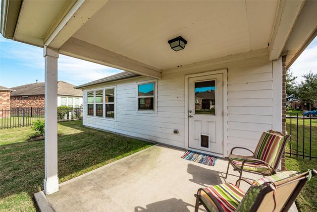 614 Shoreside Drive, Richmond, TX 77469