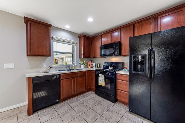 614 Shoreside Drive, Richmond, TX 77469