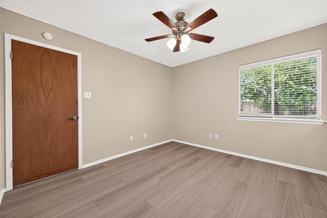 3718 Pintan Lane, Houston, TX 77014